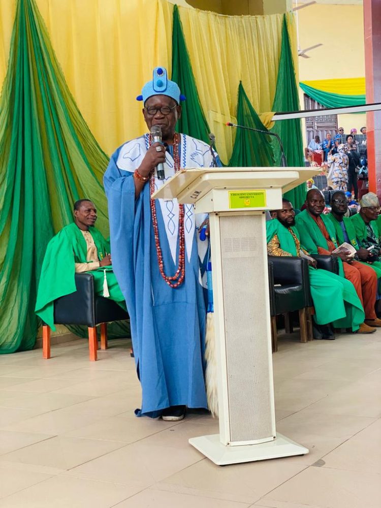 Crescent University Matriculates Over 800 Students