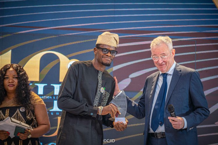 Jamiu Folarin Wins CJID’s Best Reporting on Social Accountability in West Africa
